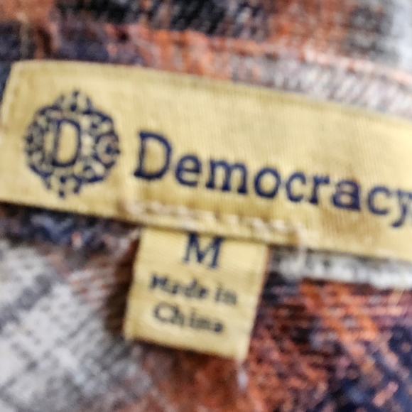 Plaid Flannel Shirt L Democracy Jacket Button Up Top Relaxed Fit Pockets - Picture 7 of 10